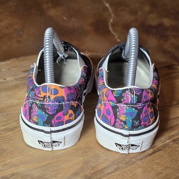 VANS Trippy Drip Skulls & Mushrooms Classic Slip-On Sneakers Women’s 7 - Picture 4 of 7